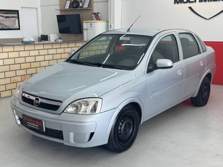 CHEVROLET - CORSA - 2009/2009 - Prata - R$ 30.900,00
