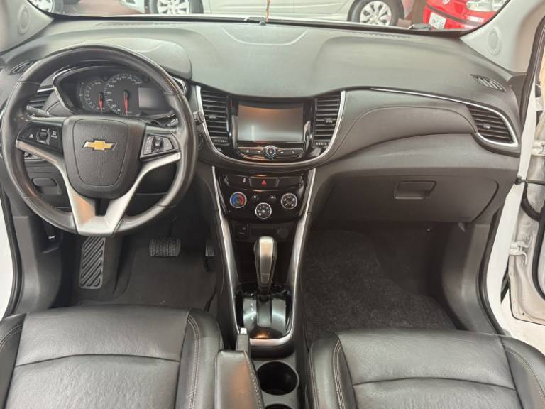 CHEVROLET - TRACKER - 2018/2018 - Branca - R$ 89.900,00