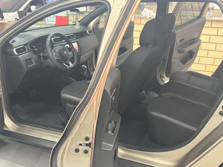 RENAULT - DUSTER - 2022/2022 - Bege - R$ 85.900,00