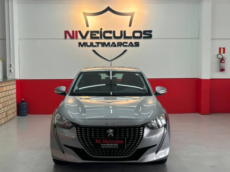 PEUGEOT - 208 - 2022/2023 - Prata - R$ 76.900,00
