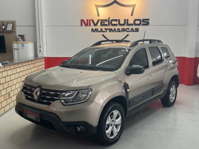RENAULT - DUSTER - 2022/2022 - Bege - R$ 85.900,00