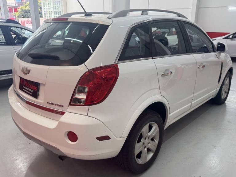 CHEVROLET - CAPTIVA - 2014/2014 - Branca - R$ 53.900,00