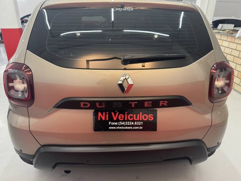 RENAULT - DUSTER - 2022/2022 - Bege - R$ 85.900,00