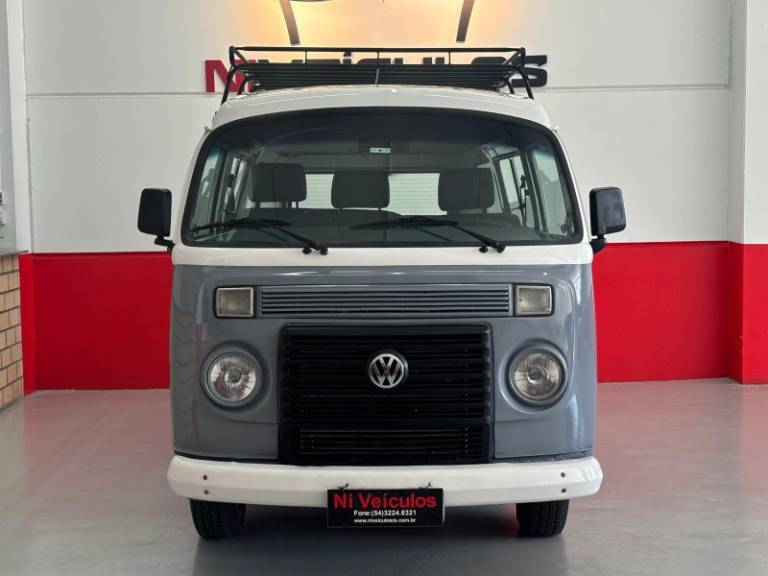 VOLKSWAGEN - KOMBI - 2014/2014 - Branca - R$ 64.900,00