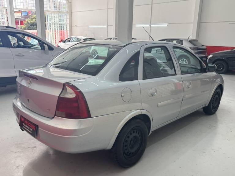 CHEVROLET - CORSA - 2009/2009 - Prata - R$ 30.900,00