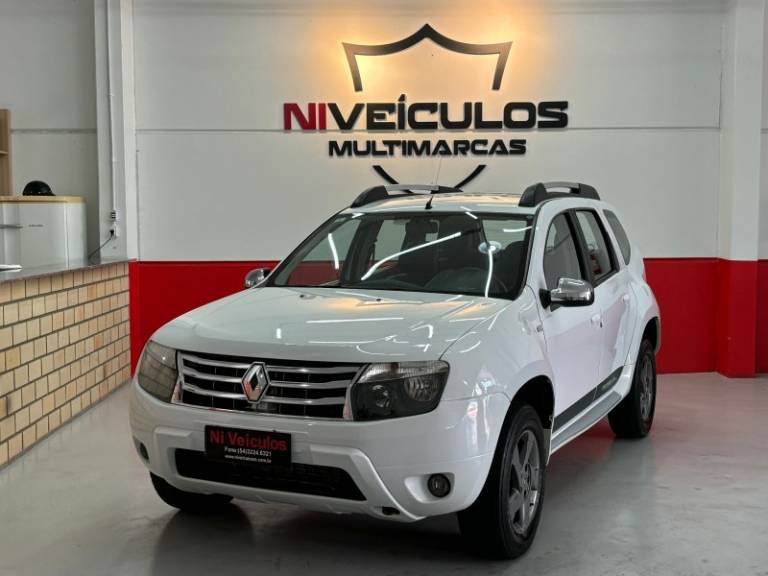 RENAULT - DUSTER - 2013/2014 - Branca - R$ 52.900,00