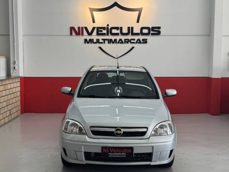 CHEVROLET - CORSA - 2009/2009 - Prata - R$ 30.900,00