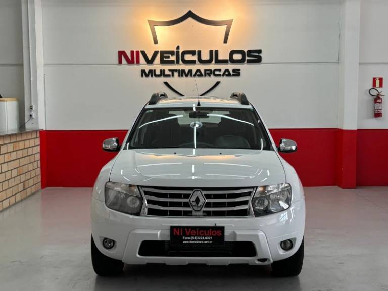 RENAULT - DUSTER - 2013/2014 - Branca - R$ 52.900,00