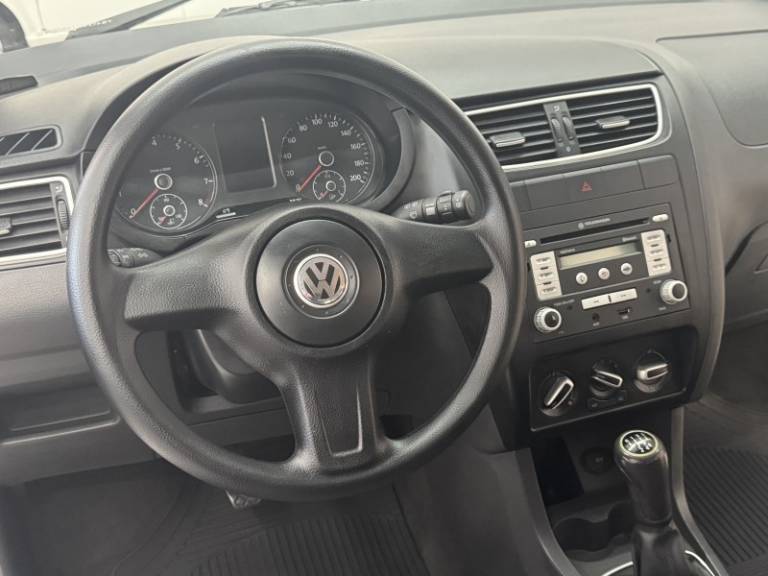 VOLKSWAGEN - FOX - 2010/2011 - Preta - R$ 32.900,00