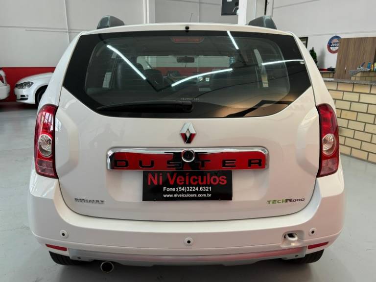 RENAULT - DUSTER - 2013/2014 - Branca - R$ 52.900,00