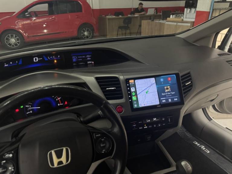 HONDA - CIVIC - 2013/2014 - Branca - R$ 69.900,00
