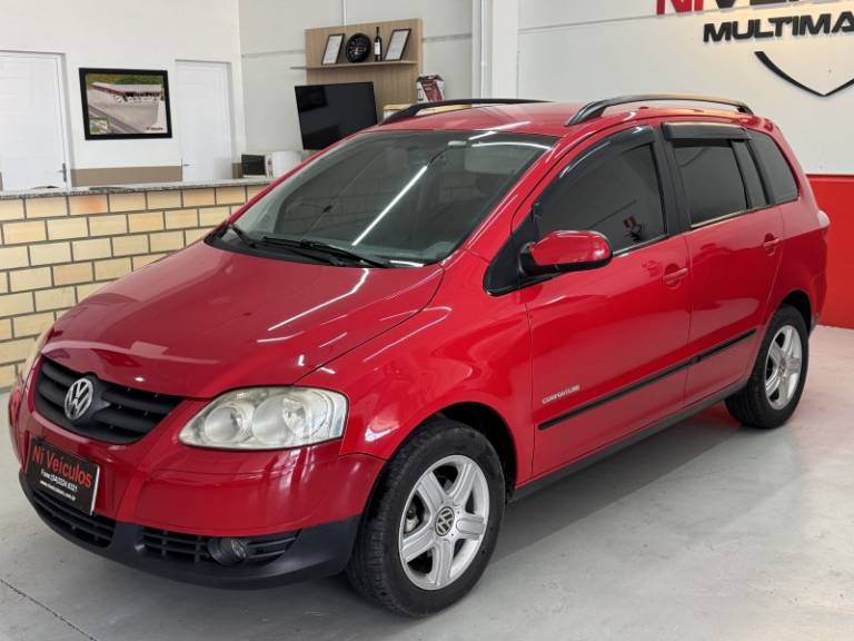 VOLKSWAGEN - SPACEFOX - 2007/2007 - Vermelha - R$ 33.900,00