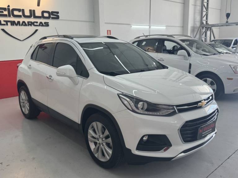 CHEVROLET - TRACKER - 2018/2018 - Branca - R$ 89.900,00